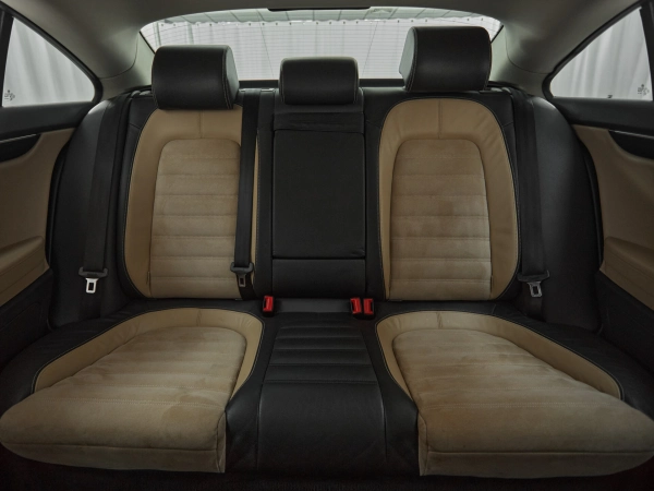 Volkswagen Passat CC, I Рестайлинг фото №18
