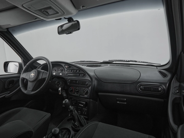 Chevrolet Niva, I Рестайлинг фото №9