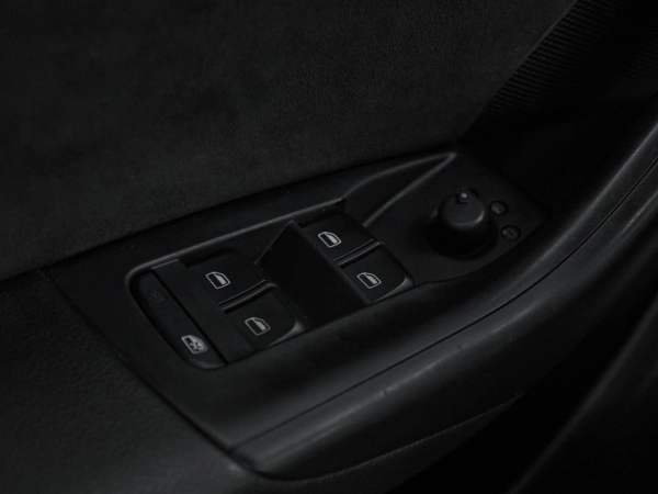 Audi Q3, I (8U) фото №13