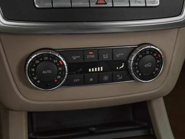 Mercedes-Benz M-Класс, III (W166) фото №17