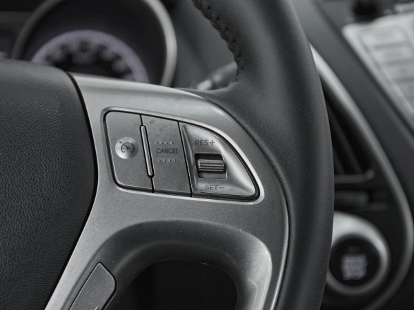 Hyundai ix35, I фото №12