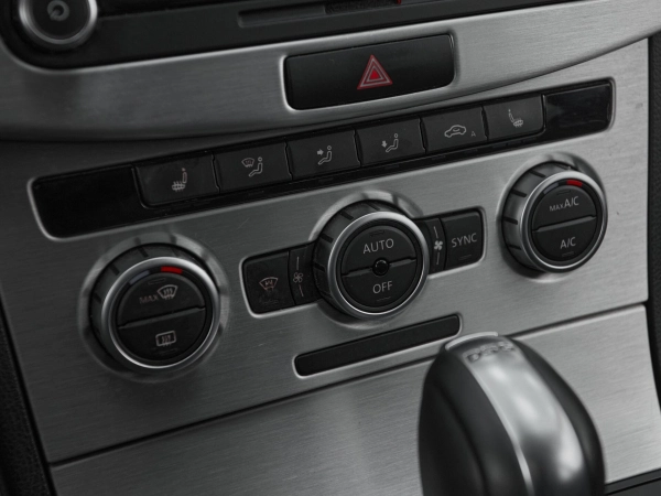 Volkswagen Passat, B7 фото №16