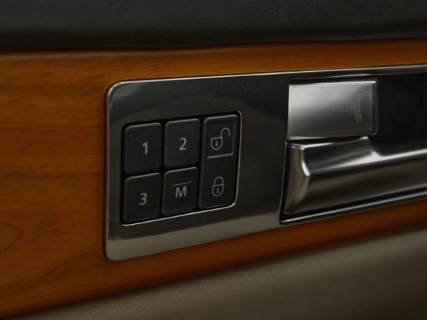 Land Rover Range Rover Sport, I Рестайлинг фото №15