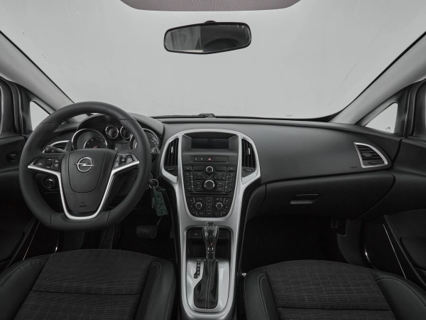 Opel Astra, J Рестайлинг фото №9
