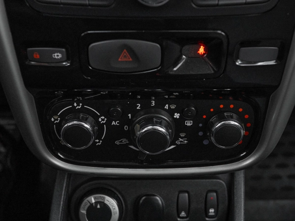 Renault Duster, I фото №15