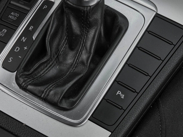 Volkswagen Passat, B7 фото №19