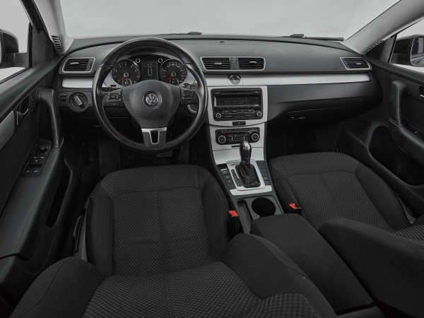 Volkswagen Passat, B7 фото №7