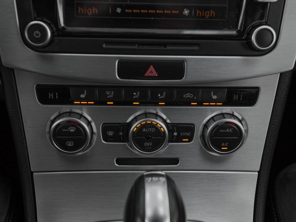 Volkswagen Passat, B7 фото №17