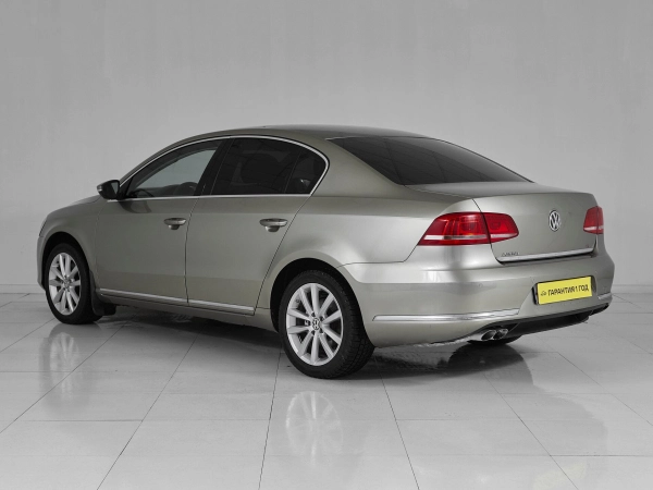 Volkswagen Passat, B7 фото №4