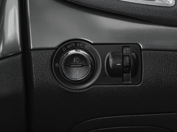 Opel Mokka, I фото №14