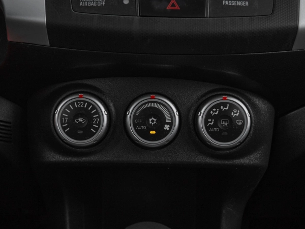 Peugeot 4007, I фото №15