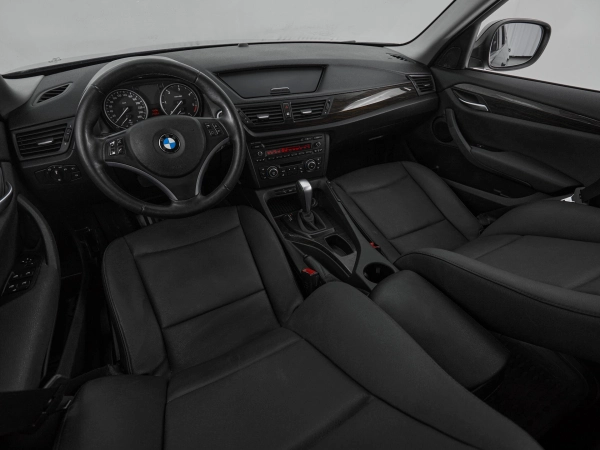 BMW X1, I (E84) фото №7