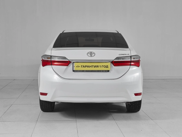 Toyota Corolla, XI (E160, E170, E180) Рестайлинг 1 фото №5