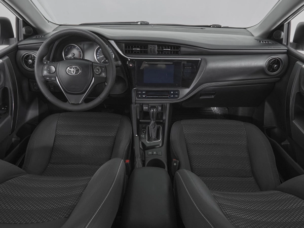 Toyota Corolla, XI (E160, E170, E180) Рестайлинг 1 фото №8