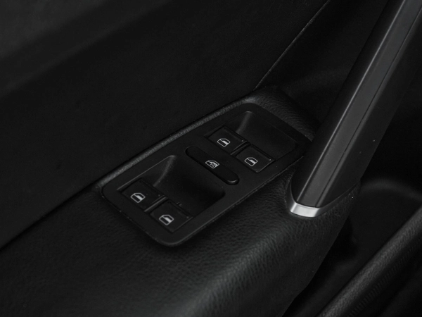 Volkswagen Passat, B8 фото №17