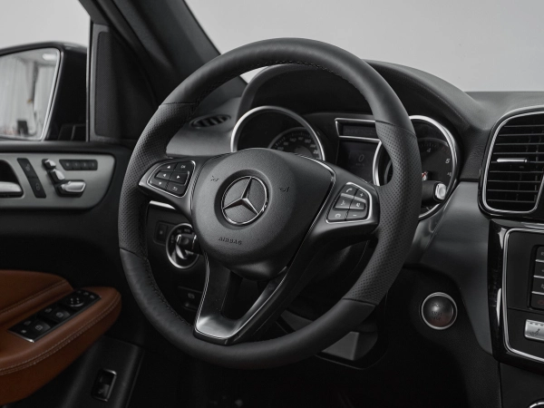 Mercedes-Benz GLE, I (W166) фото №11