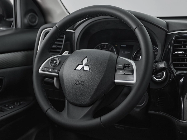 Mitsubishi Outlander, III Рестайлинг фото №10