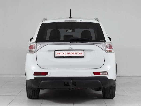 Mitsubishi Outlander, III Рестайлинг фото №5
