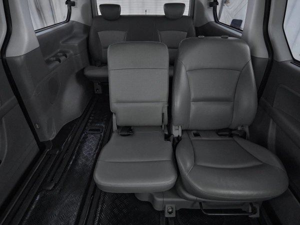 Hyundai Grand Starex, I фото №16