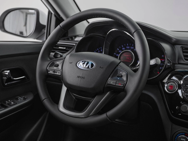 Kia Rio, III фото №10