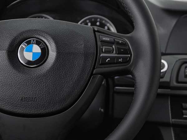 BMW 5 серии, VI (F10/F11/F07) фото №12