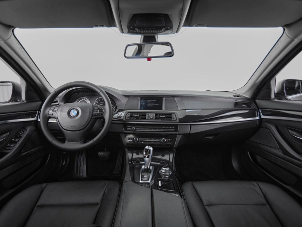 BMW 5 серии, VI (F10/F11/F07) фото №8