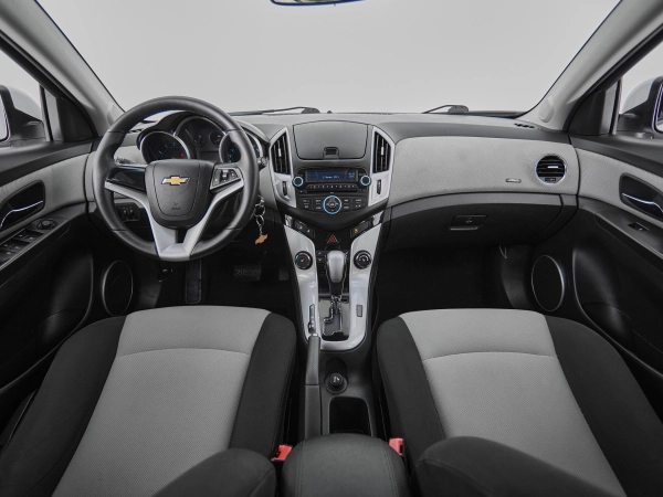 Chevrolet Cruze, I Рестайлинг фото №8