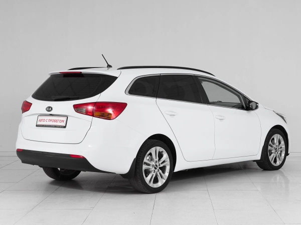 Kia Ceed, II фото №6