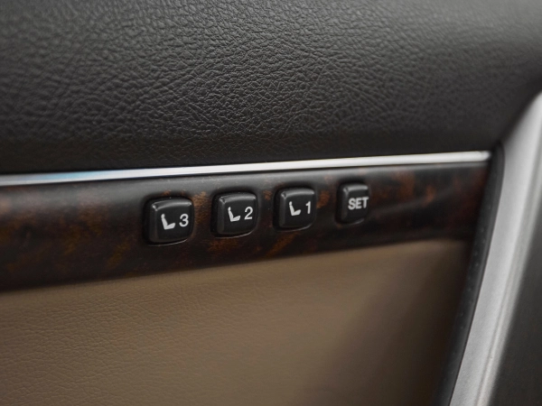 Toyota Land Cruiser, 200 Series фото №15