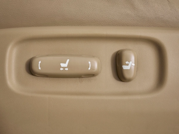 Toyota Land Cruiser, 200 Series фото №16