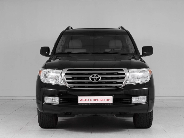 Toyota Land Cruiser, 200 Series фото №2