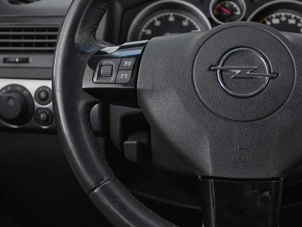 Opel Astra, H Рестайлинг фото №11