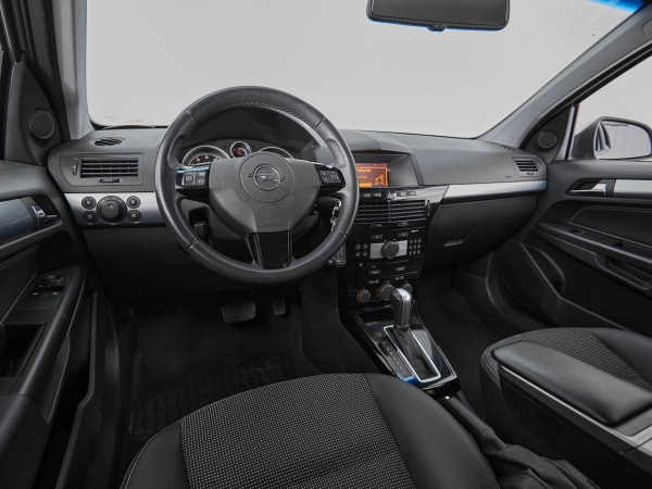 Opel Astra, H Рестайлинг фото №7