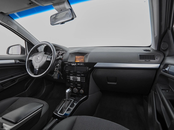 Opel Astra, H Рестайлинг фото №9