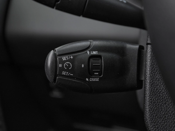 Peugeot 308, I Рестайлинг фото №12
