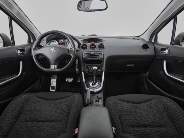 Peugeot 308, I Рестайлинг фото №9