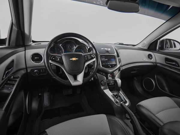 Chevrolet Cruze, I Рестайлинг фото №7