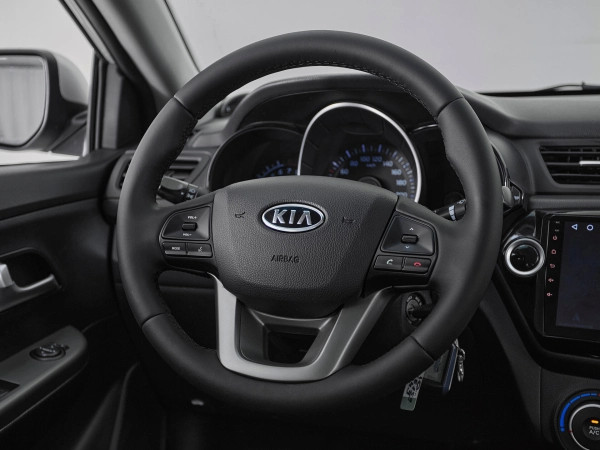 Kia Rio, III фото №10