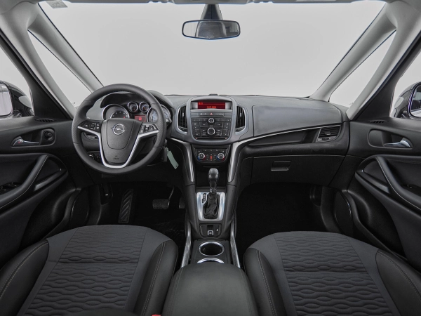 Opel Zafira, C фото №9