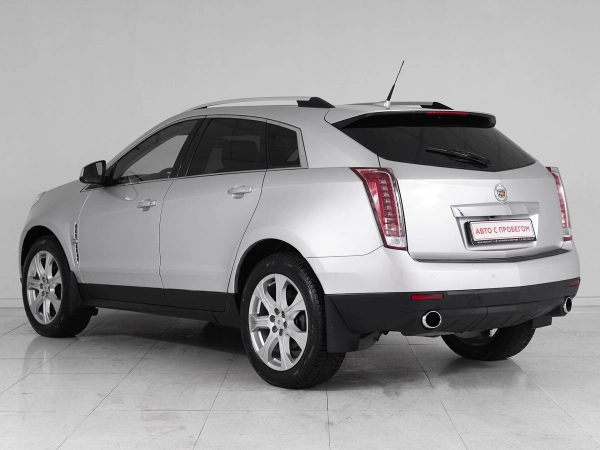 Cadillac SRX, II фото №4
