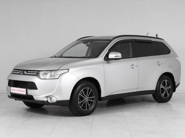 Mitsubishi Outlander, III фото №1