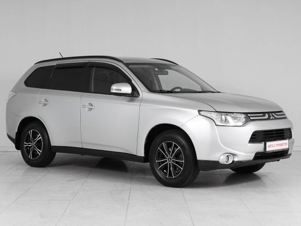 Mitsubishi Outlander, III фото №3
