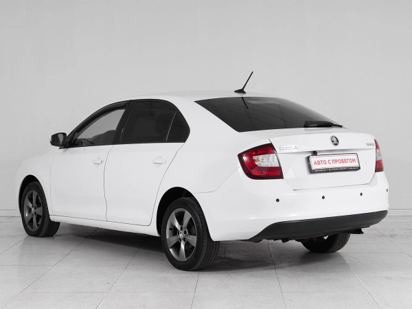 Skoda Rapid, I Рестайлинг фото №4