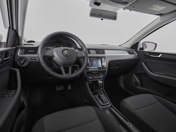 Skoda Rapid, I Рестайлинг фото №7