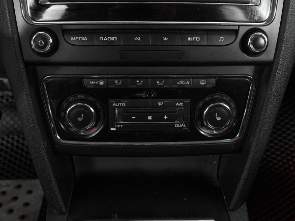 Skoda Superb, II Рестайлинг фото №13