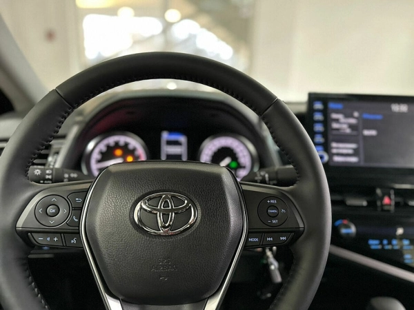 Toyota Camry, VIII (XV70) Рестайлинг фото №3