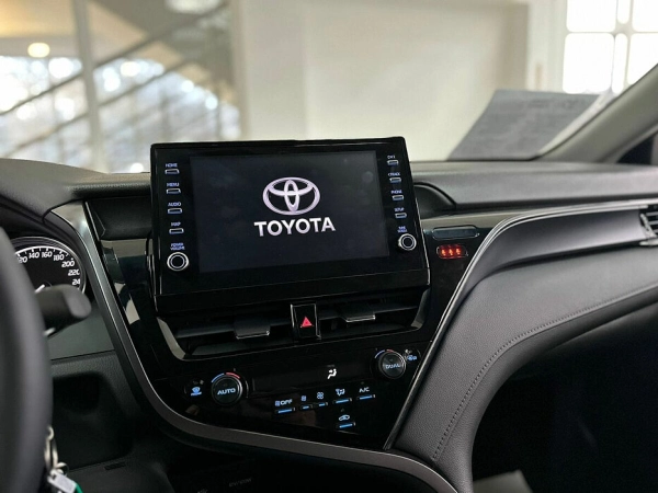 Toyota Camry, VIII (XV70) Рестайлинг фото №8