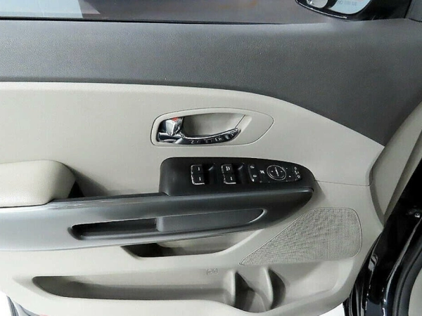 Kia Carnival, III фото №10