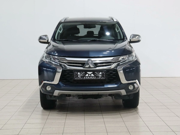 Mitsubishi Pajero Sport, III фото №2