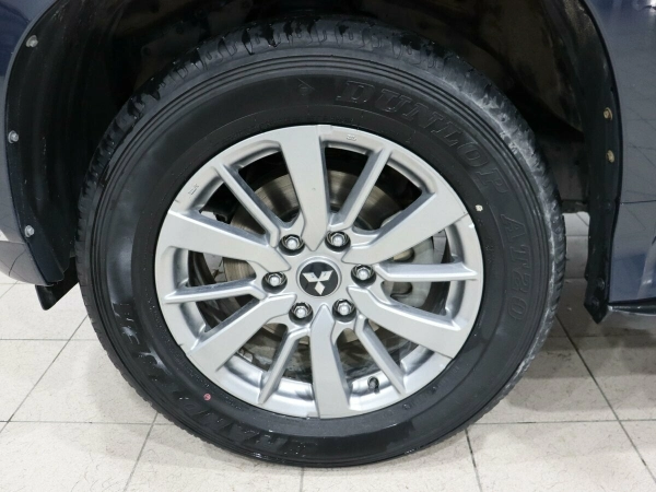 Mitsubishi Pajero Sport, III фото №7